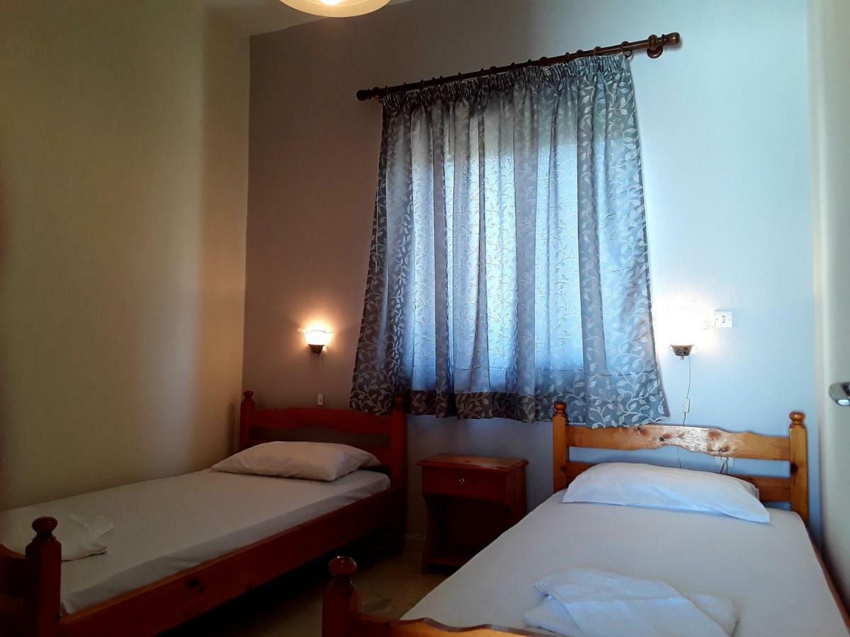 Athanasios Tsoumas Apartments Кастросикия Экстерьер фото